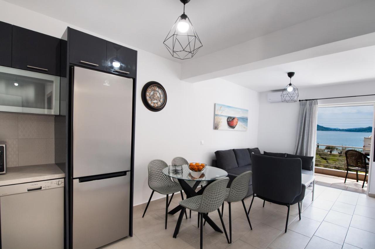Mpm Apartment Perigiali Nidhrion Exteriör bild